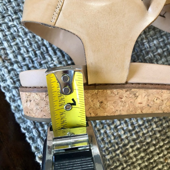 Sandals - Picture 11 of 13